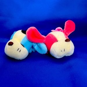 Plush puppy couple